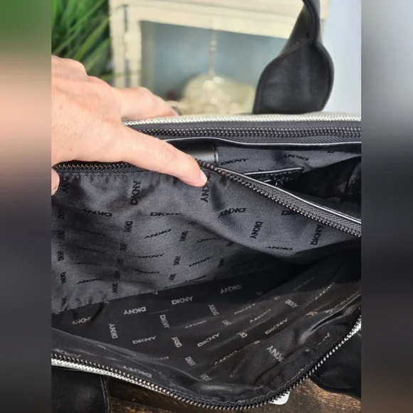 DKNY Holly Tote - Picture 5 of 7